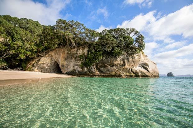 Picture of Cathedral Cove in New Zealand