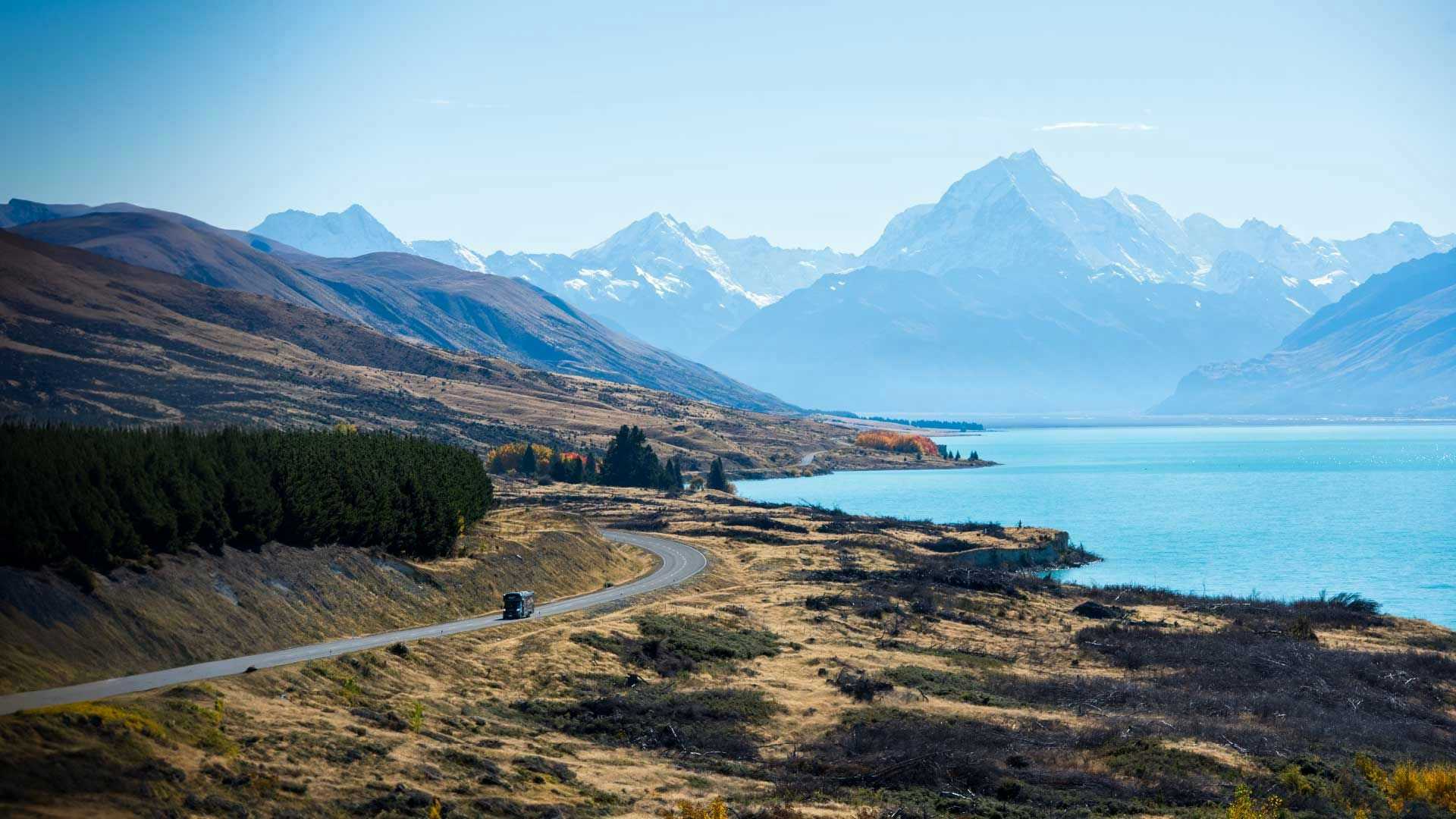 View over Lake Tekapo with Mount Cook in the background