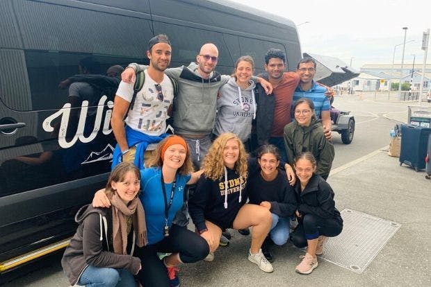 Wild Kiwi Guests with Wild Kiwi Bus