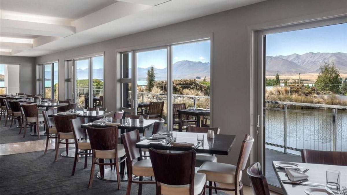 Dining room at Peppers Bluewater Hotel in Tekapo